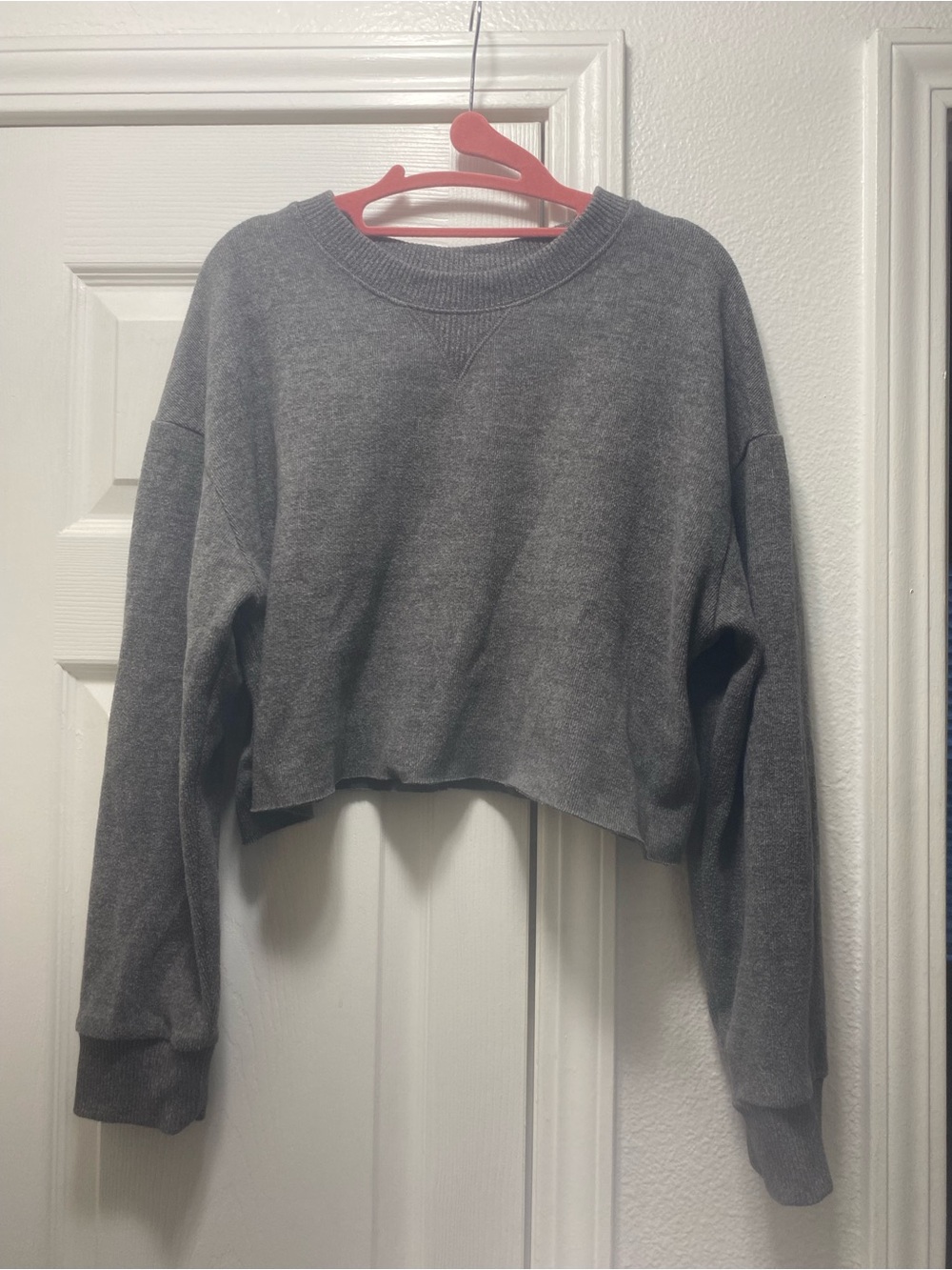 Zara Women's Cropped Crewneck Sweater - Gray